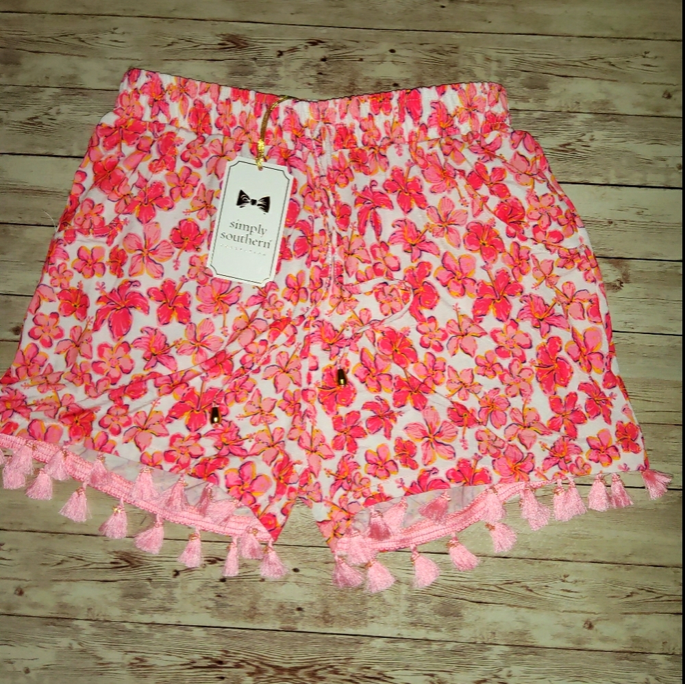 COPY - NWT SIMPLY SOUTHERN TASSEL SHORTS